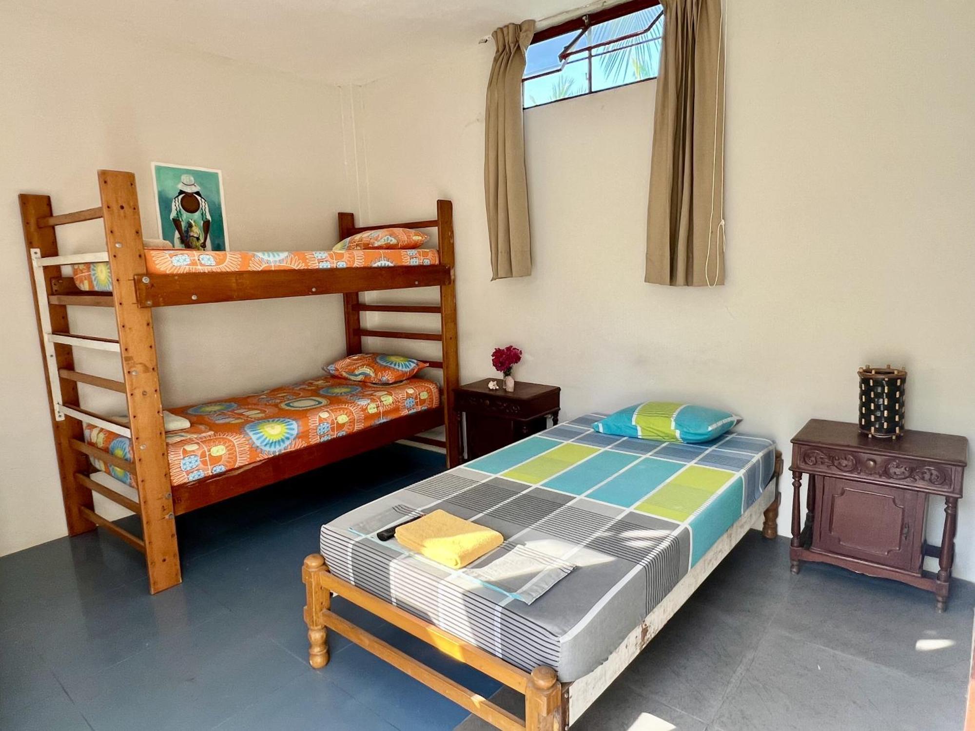 Stone House Mancora Hostel Εξωτερικό φωτογραφία