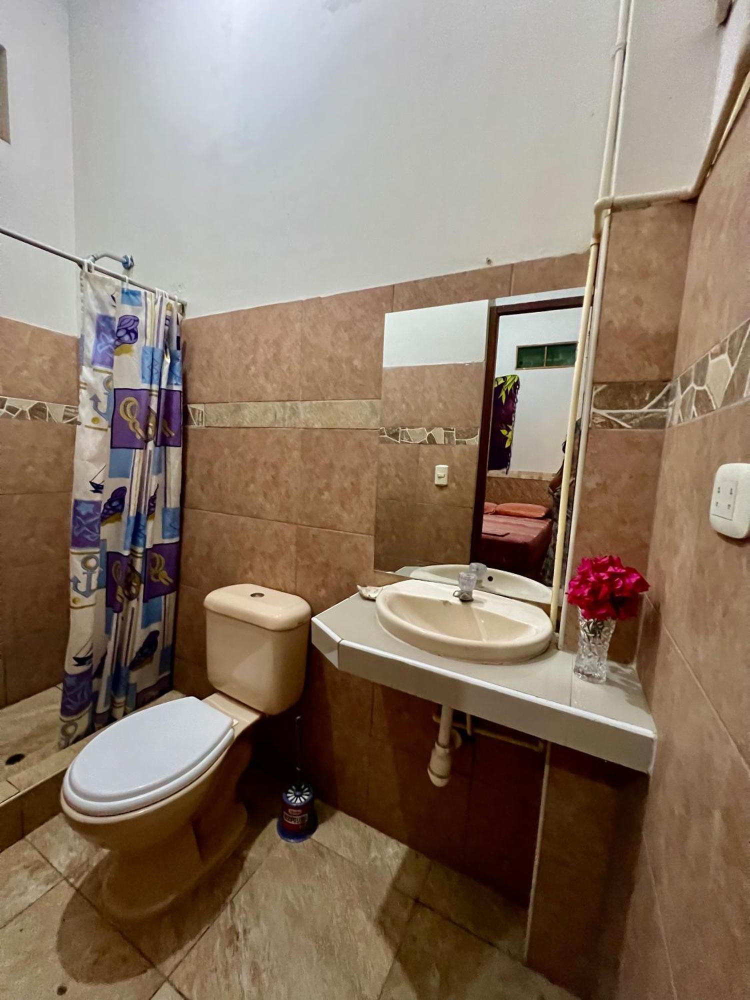 Stone House Mancora Hostel Εξωτερικό φωτογραφία