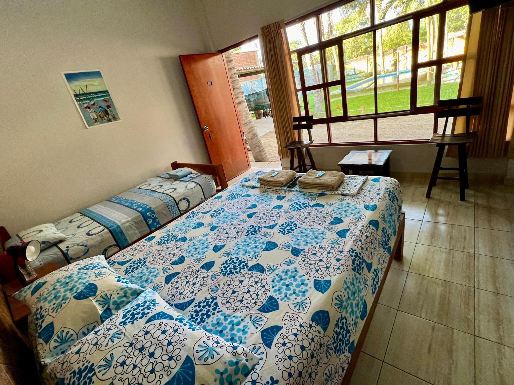 Stone House Mancora Hostel Εξωτερικό φωτογραφία