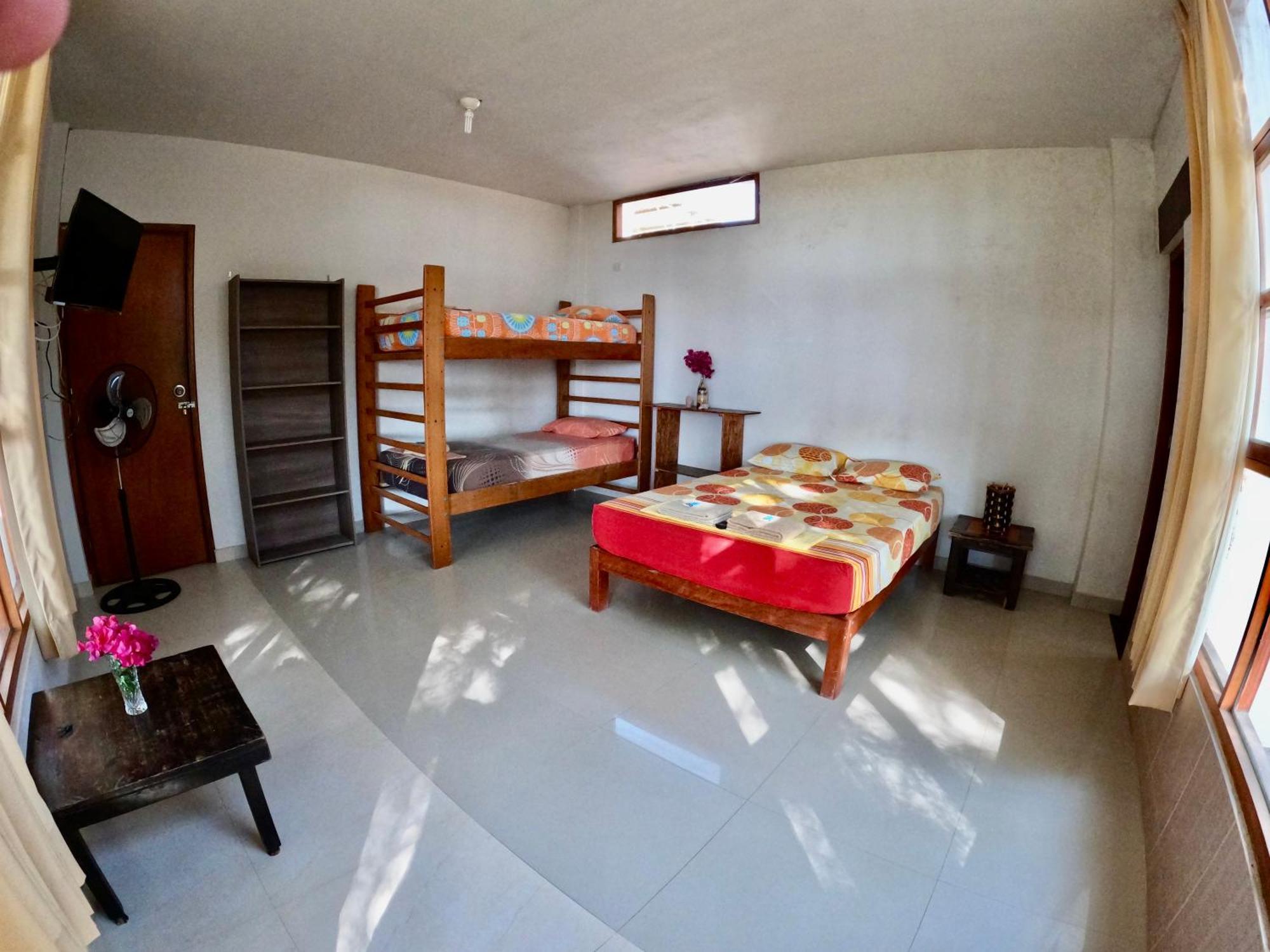 Stone House Mancora Hostel Εξωτερικό φωτογραφία
