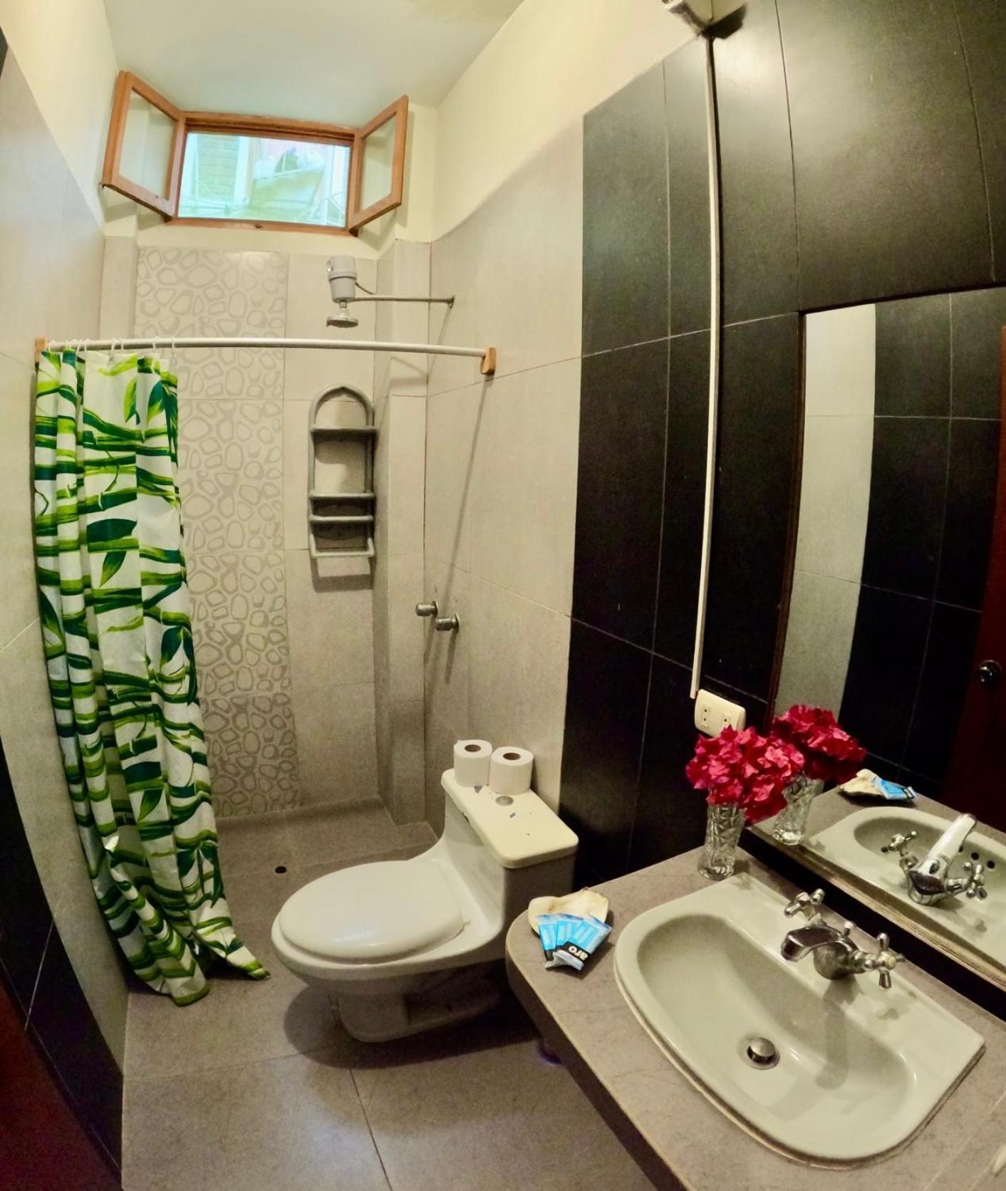 Stone House Mancora Hostel Εξωτερικό φωτογραφία